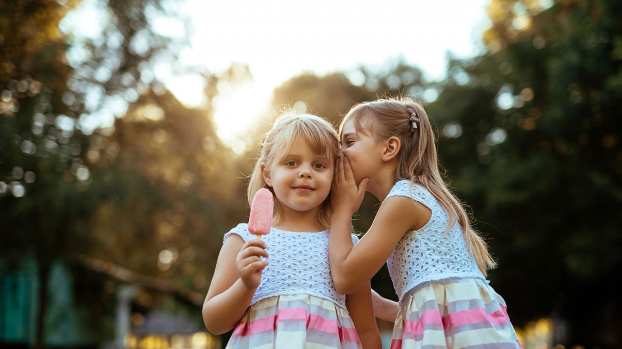 Dziewczynki, ilustracja do artykułu o imionach