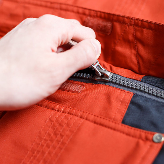 Suwak, ilustracja do artykułu o jeździe na suwak