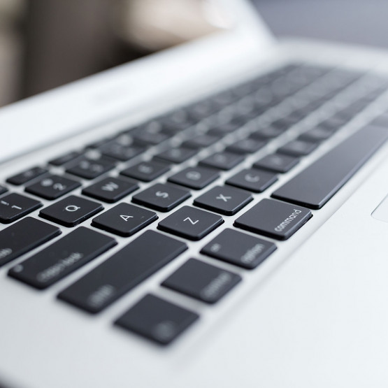 Klawiatura laptopa, ilustracja do artykułu