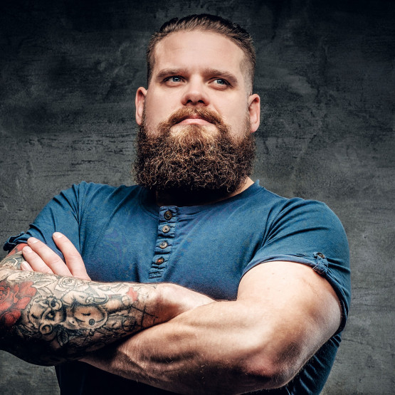 Mężczyzna z brodą, ilustracja do artykułu